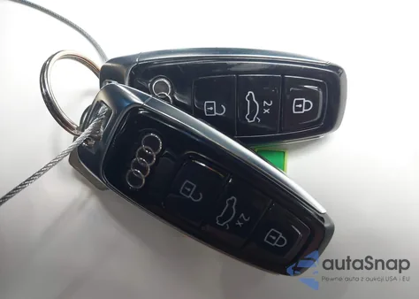 2021 Audi Q7 Premium Plus 55 Tfsi Quattro Tiptronic from USA, damaged, VIN WA1LXAF75MD024452